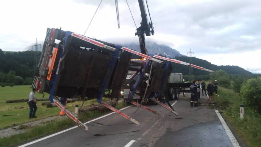 LKW Unfall auf der L712