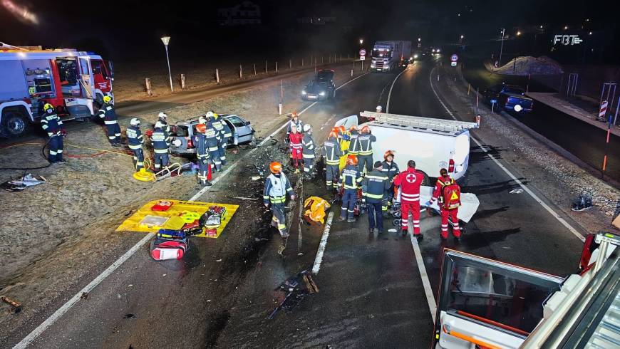 Schwerer Verkehrsunfall auf der B320