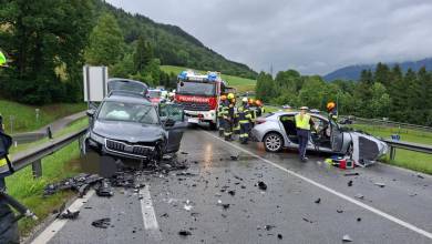 Frontalkollision auf der B320
